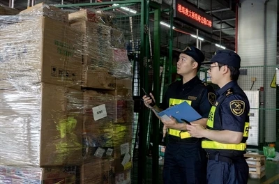 Le esportazioni di commercio elettronico-transfrontaliero-via Hong Kong-Zhuha...