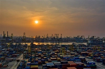 L'e-commerce diventa globale con il trasporto intermodale marittimo-aereo